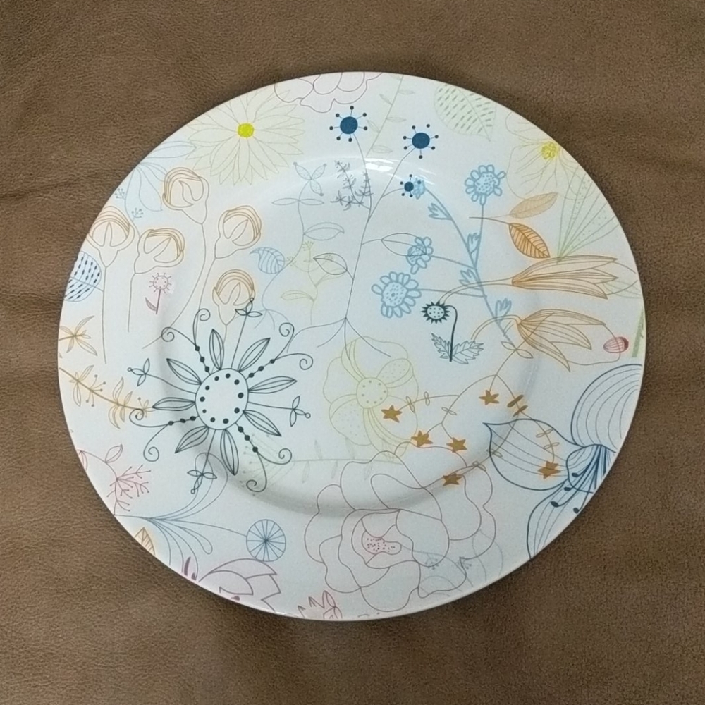 Pier 1 Dinner Plate Dish